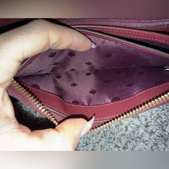 Kate Spade floral zip around wallet - Picture 12 of 15